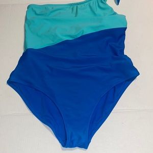 Old navy one shoulder color block swimsuit XL